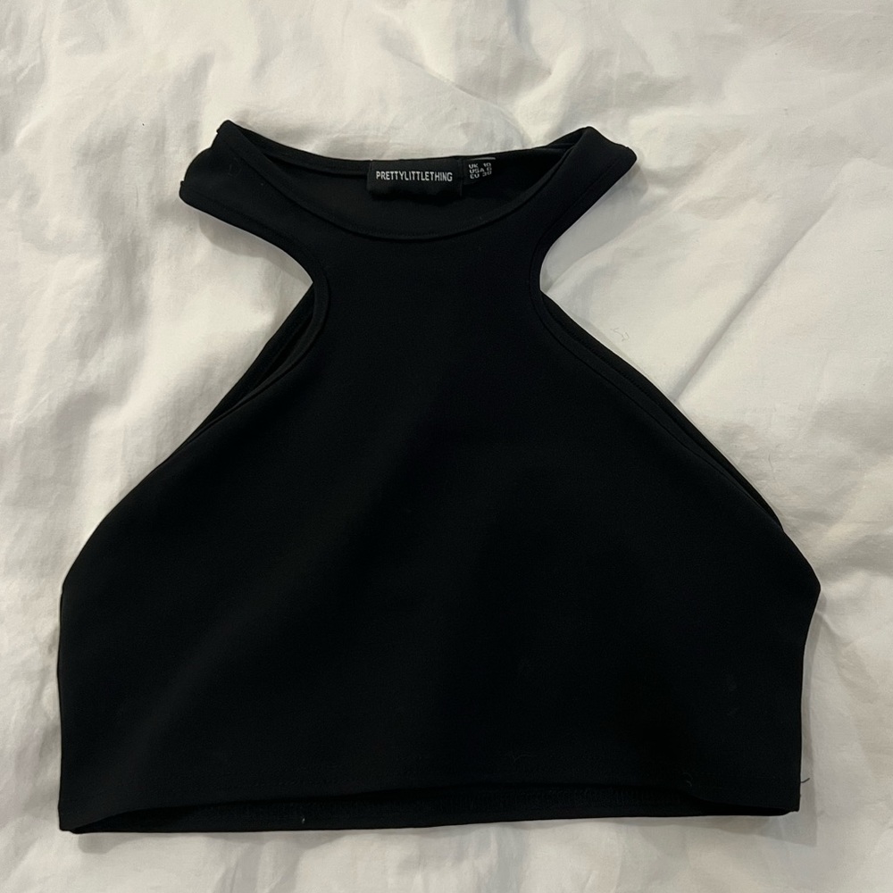 pretty little thing crop top